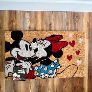 Disney Mickey & Minnie Kiss Heart 18 x 30 Coir Outdoor Mat